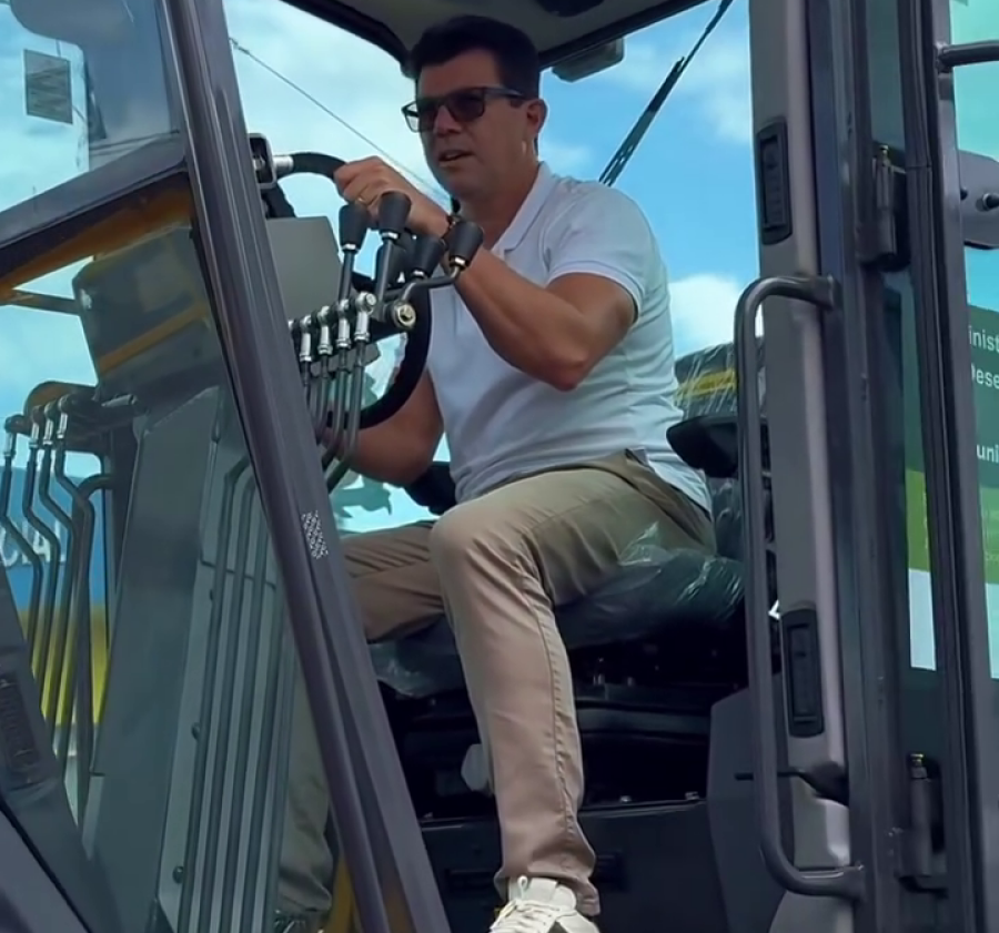 Imagem CRA ENTREGA VEICULOS 4